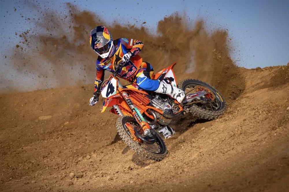 The 2025 KTM SX-F Factory Edition 3